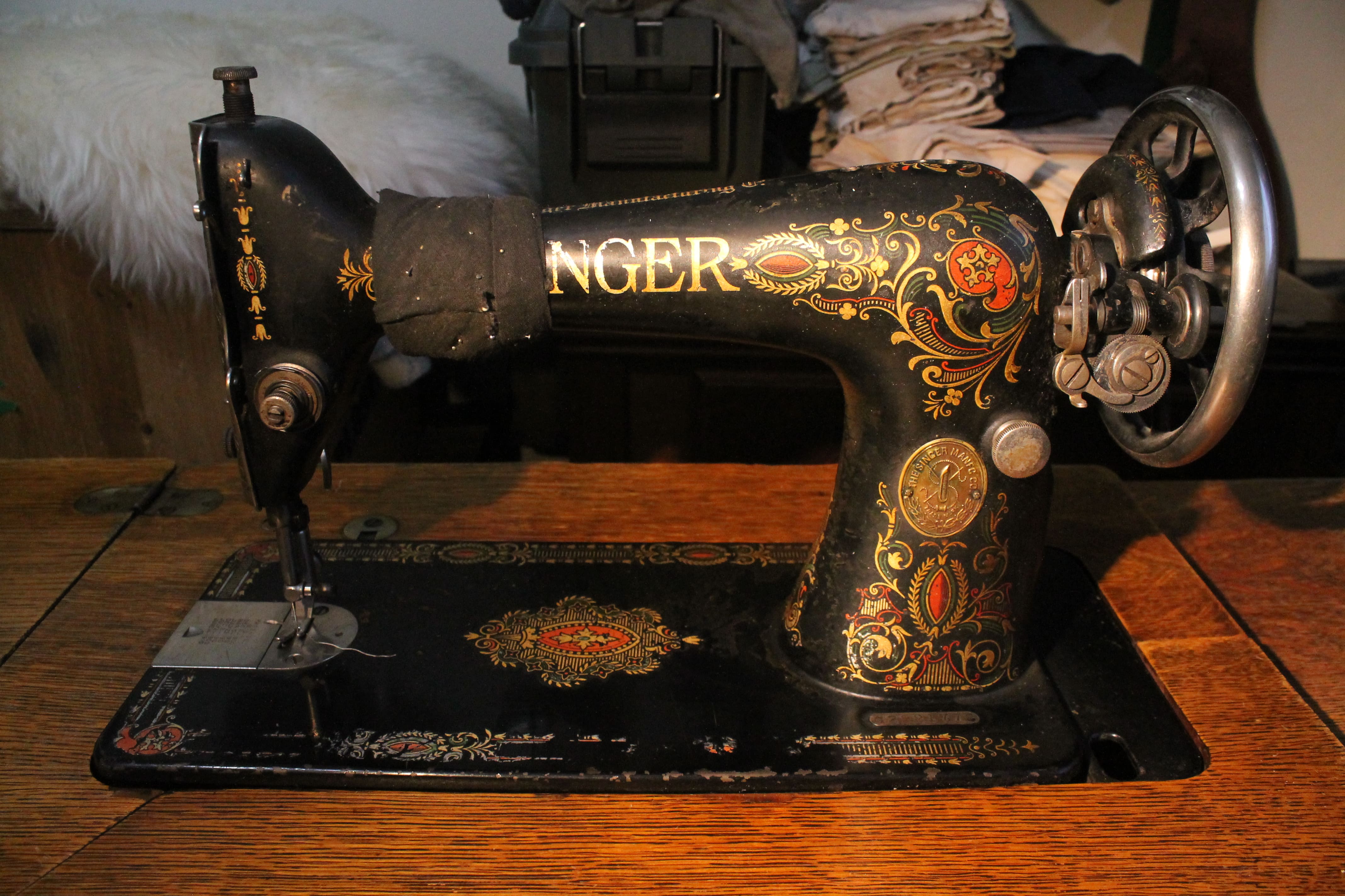 Singer 66 sewing machine main view